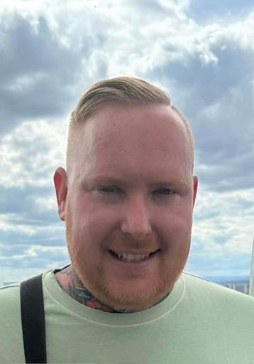 A Spiritualist and international medium with over 15 years' experience, Stewart specialise in Tarot Reading, Mediumship and Trance Mediumship.
